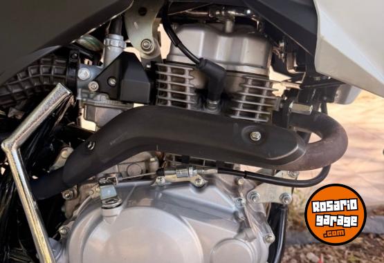 Motos - Honda Honda XR150cc 2025 Nafta 2360Km - En Venta