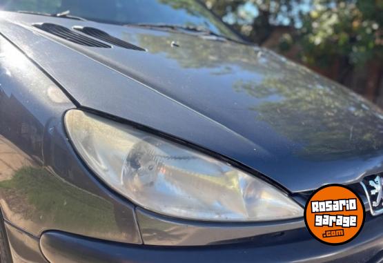 Autos - Peugeot 206 2012 Nafta 127000Km - En Venta