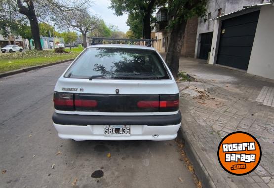 Autos - Renault 19 1994 GNC 11111Km - En Venta