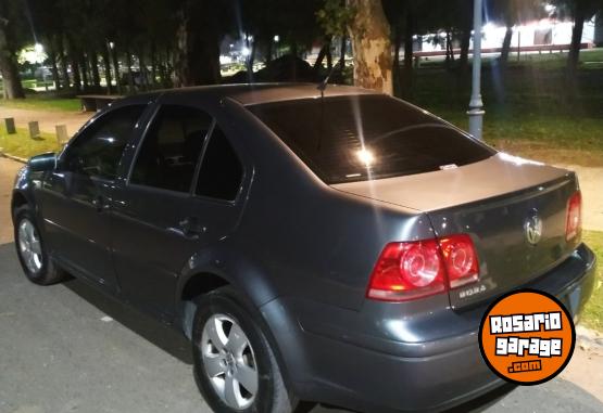 Autos - Volkswagen Bora 2009 GNC 270000Km - En Venta