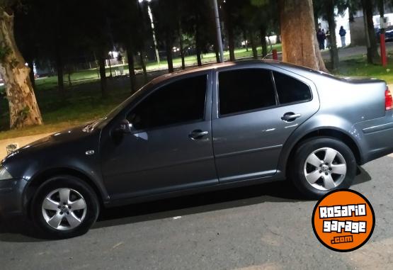 Autos - Volkswagen Bora 2009 GNC 270000Km - En Venta