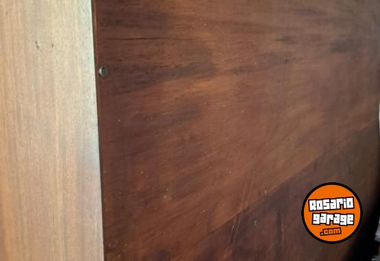 Hogar - ROPERO GRANDE EN MUY BUEN ESTADO - En Venta