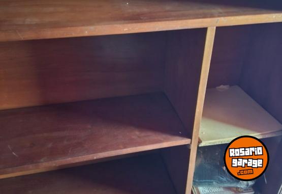 Hogar - ROPERO GRANDE EN MUY BUEN ESTADO - En Venta