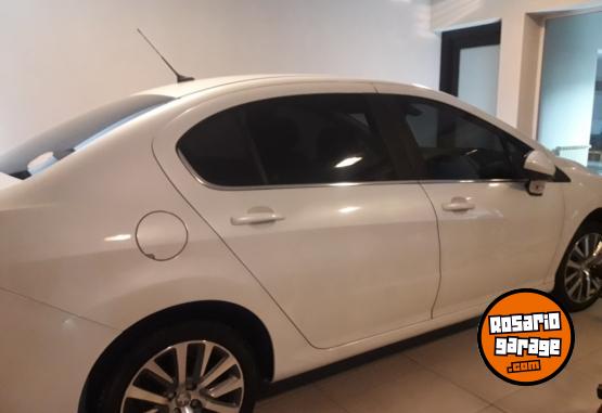 Autos - Peugeot 408 2019 Nafta 150000Km - En Venta