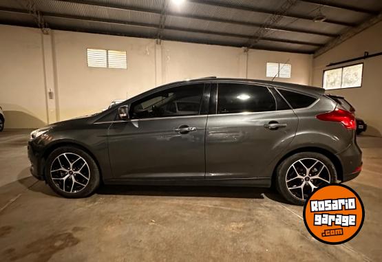 Autos - Ford Focus 2017 Nafta 98000Km - En Venta
