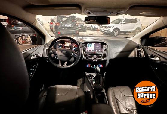 Autos - Ford Focus 2017 Nafta 98000Km - En Venta