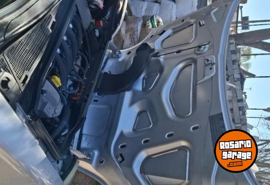 Utilitarios - Renault Kangoo 2017 GNC 103000Km - En Venta