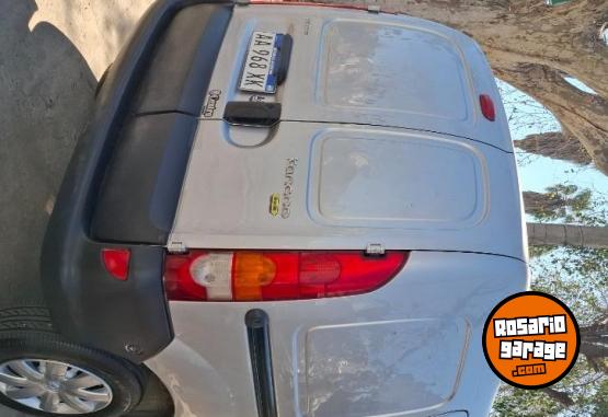 Utilitarios - Renault Kangoo 2017 GNC 103000Km - En Venta