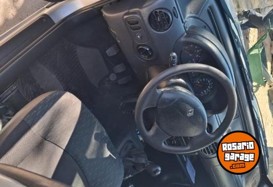 Utilitarios - Renault Kangoo 2017 GNC 103000Km - En Venta