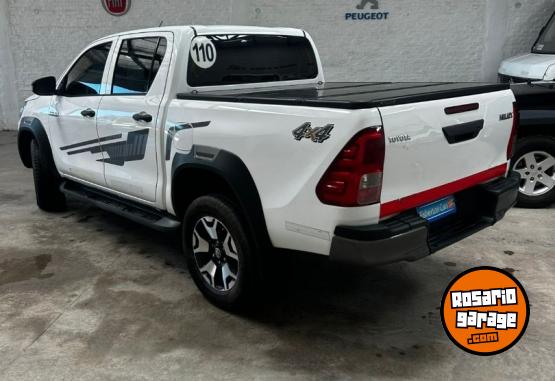 Camionetas - Toyota Hilux 4X4 DC DX 2.4 TDI 2022 Diesel 60000Km - En Venta