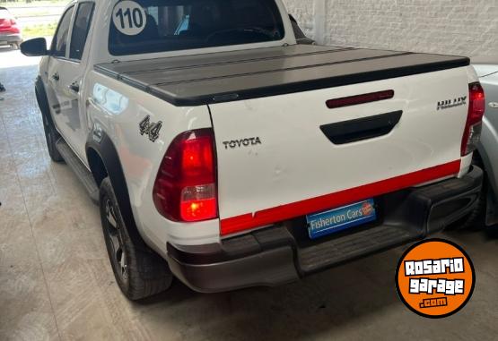 Camionetas - Toyota Hilux 4X4 DC DX 2.4 TDI 2022 Diesel 60000Km - En Venta