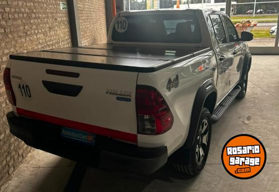 Camionetas - Toyota Hilux 4X4 DC DX 2.4 TDI 2022 Diesel 60000Km - En Venta