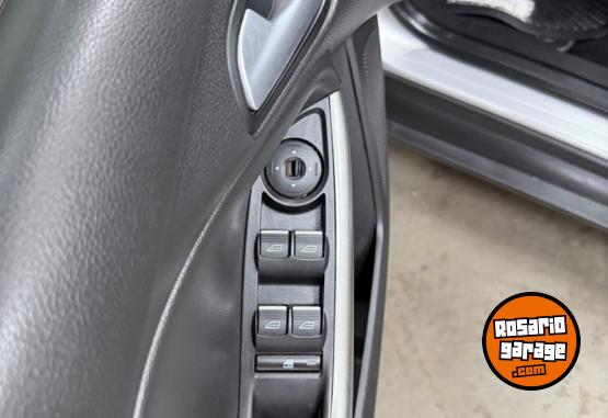 Autos - Ford Focus SE 2015 Nafta 160000Km - En Venta