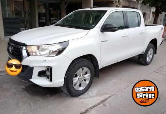 Camionetas - Toyota Hilux srv 2019 Diesel 160000Km - En Venta