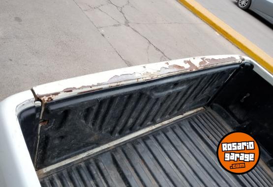 Camionetas - Toyota Hilux srv 2019 Diesel 160000Km - En Venta