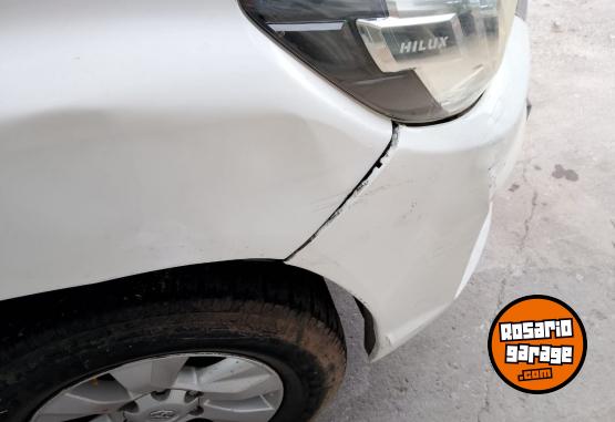 Camionetas - Toyota Hilux srv 2019 Diesel 160000Km - En Venta