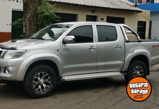 Utilitarios - Toyota Hilux 4x4 sr 2014 Diesel 240000Km - En Venta