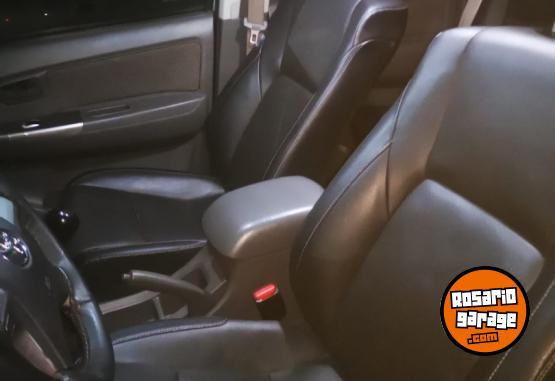 Utilitarios - Toyota Hilux 4x4 sr 2014 Diesel 240000Km - En Venta