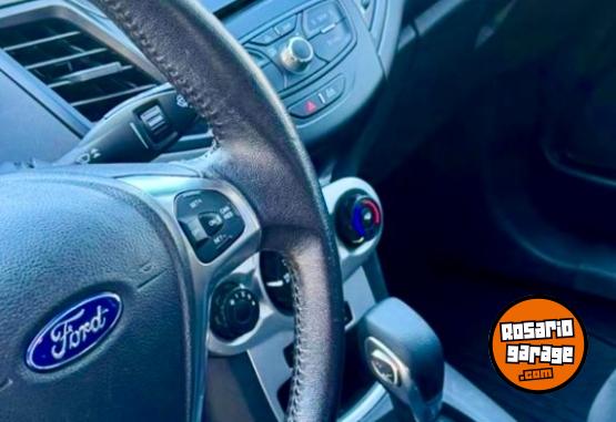 Autos - Ford SE 2019 Nafta 95000Km - En Venta