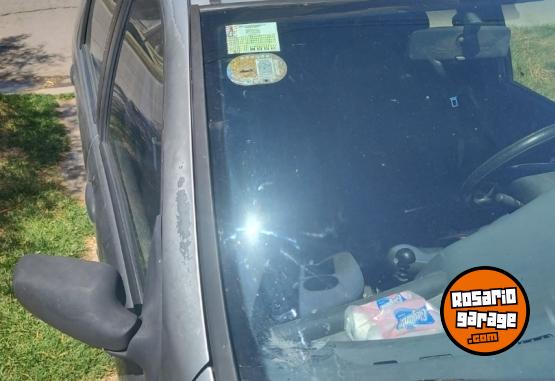 Autos - Fiat Palio 99 1.6 8 valvulas 1999 GNC 800000Km - En Venta