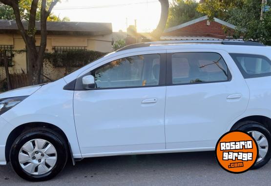Autos - Chevrolet SPIN 2016 Nafta 113000Km - En Venta