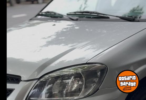 Autos - Chevrolet CELTA 2013 Nafta 170000Km - En Venta
