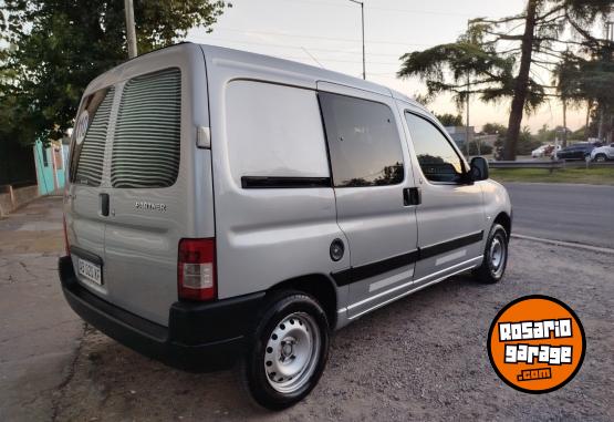 Utilitarios - Peugeot PARTNER 2017 GNC 150000Km - En Venta