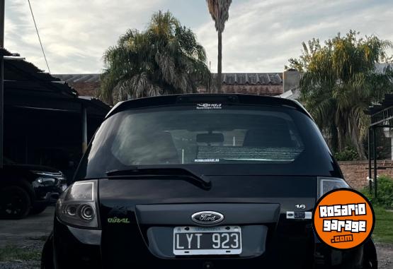 Autos - Ford ka viral 2013 Nafta 167000Km - En Venta