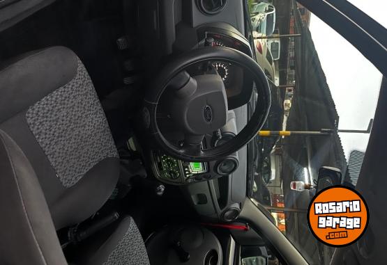 Autos - Ford ka viral 2013 Nafta 167000Km - En Venta