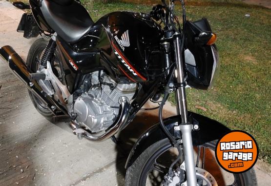 Motos - Honda Titan 2021 Nafta 20000Km - En Venta