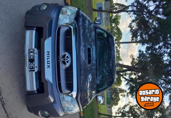 Camionetas - Toyota Hilux 2011 Diesel 180000Km - En Venta