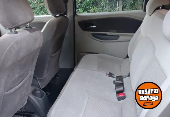 Autos - Chevrolet Spin 2013 Nafta 137000Km - En Venta