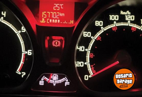 Autos - Ford Fiesta 2013 Nafta 157700Km - En Venta