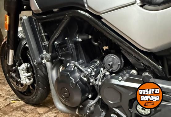 Motos - Benelli Leoncino 500 2020 Nafta 9000Km - En Venta