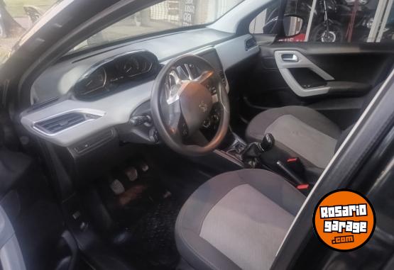 Autos - Peugeot 208 ALLURE 2015 Nafta 46000Km - En Venta