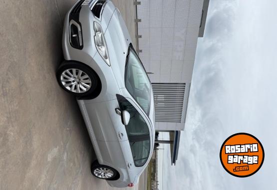 Autos - Peugeot 408 2017 Nafta 130000Km - En Venta