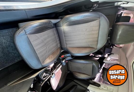 Autos - Peugeot 2008 FELINE 208 2018 Nafta 188000Km - En Venta