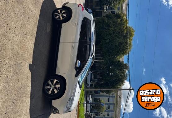 Autos - Peugeot 2008 FELINE 208 2018 Nafta 188000Km - En Venta