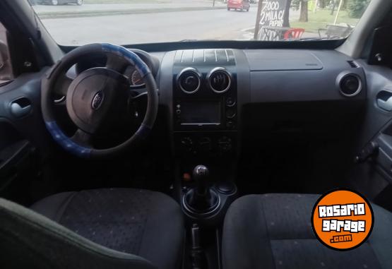 Camionetas - Ford ECOSPORT 1.6 ROCAM 2004 Nafta 111111Km - En Venta