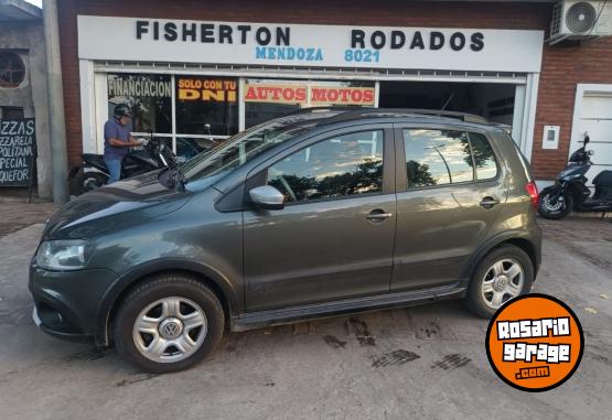 Autos - Volkswagen CROSS FOX 2014 GNC 111111Km - En Venta