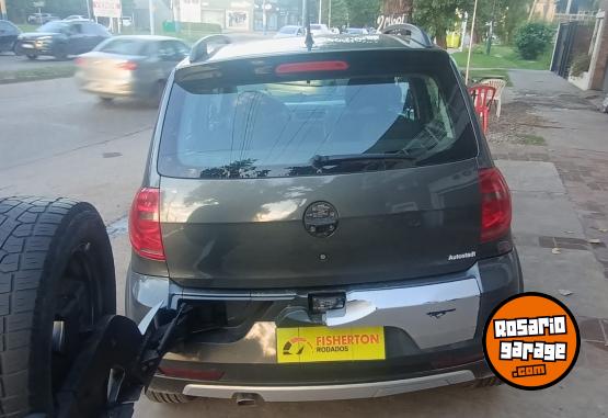 Autos - Volkswagen CROSS FOX 2014 GNC 111111Km - En Venta