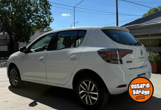 Autos - Renault Sandero Intens 2023 Nafta 34000Km - En Venta