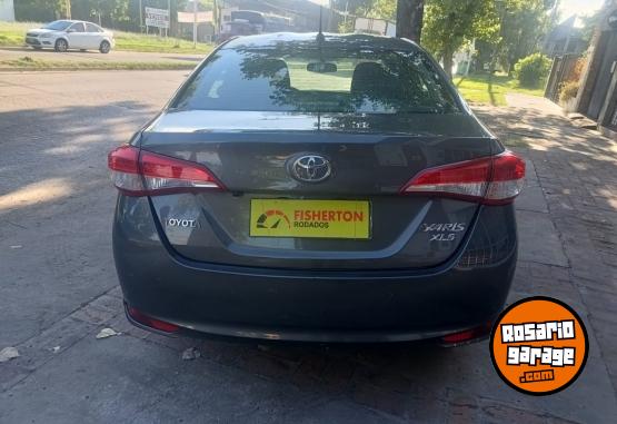 Autos - Toyota YARIS XLS 4 PUERTAS 2022 Nafta 111111Km - En Venta