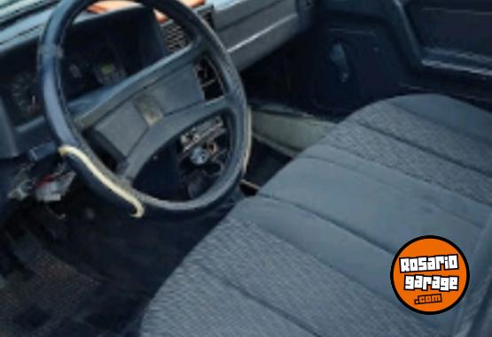 Camionetas - Peugeot 504 1993 Nafta 150000Km - En Venta