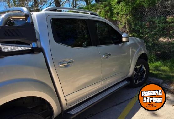 Camionetas - Nissan Frontier Platinum 2022 Diesel 85000Km - En Venta