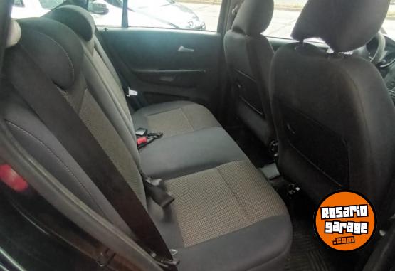 Autos - Volkswagen SURAN CONFORT LINE 2011 Nafta 111111Km - En Venta