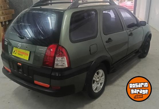 Autos - Fiat PALIO ADVENTURE WEEKEND 2009 Nafta 111111Km - En Venta