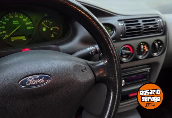 Autos - Ford Escort lx 1.6 2001 Nafta 119000Km - En Venta