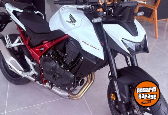 Motos - Honda CB 750 HORNET 2025 Nafta 0Km - En Venta
