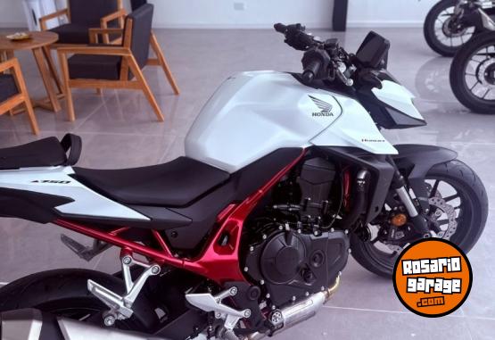 Motos - Honda CB 750 HORNET 2025 Nafta 0Km - En Venta